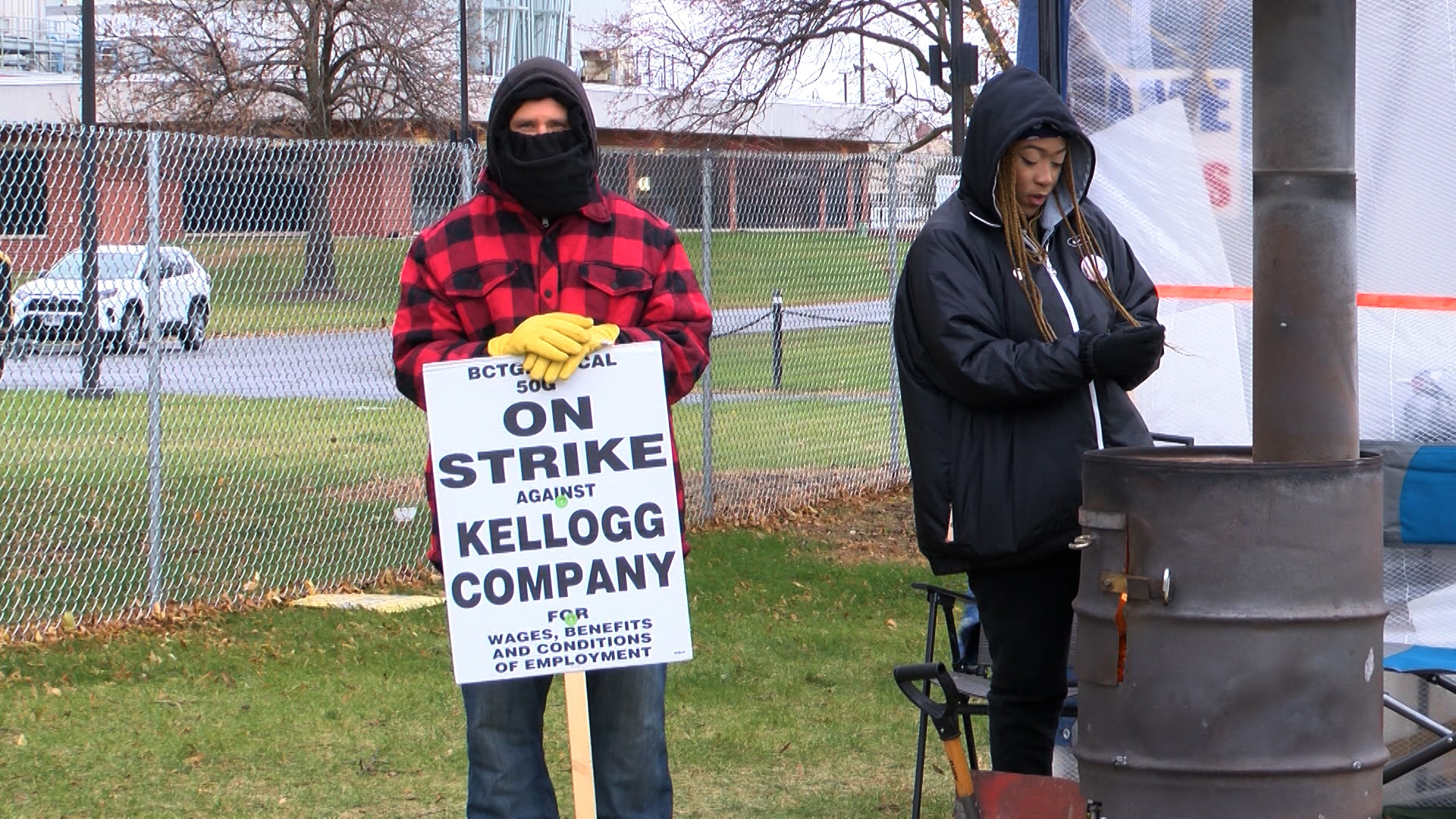 BCTGM union members are still holding the line at the Kellogg's plant in Omaha